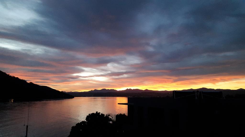 Augusta Bay Guest House Knysna Ngoại thất bức ảnh